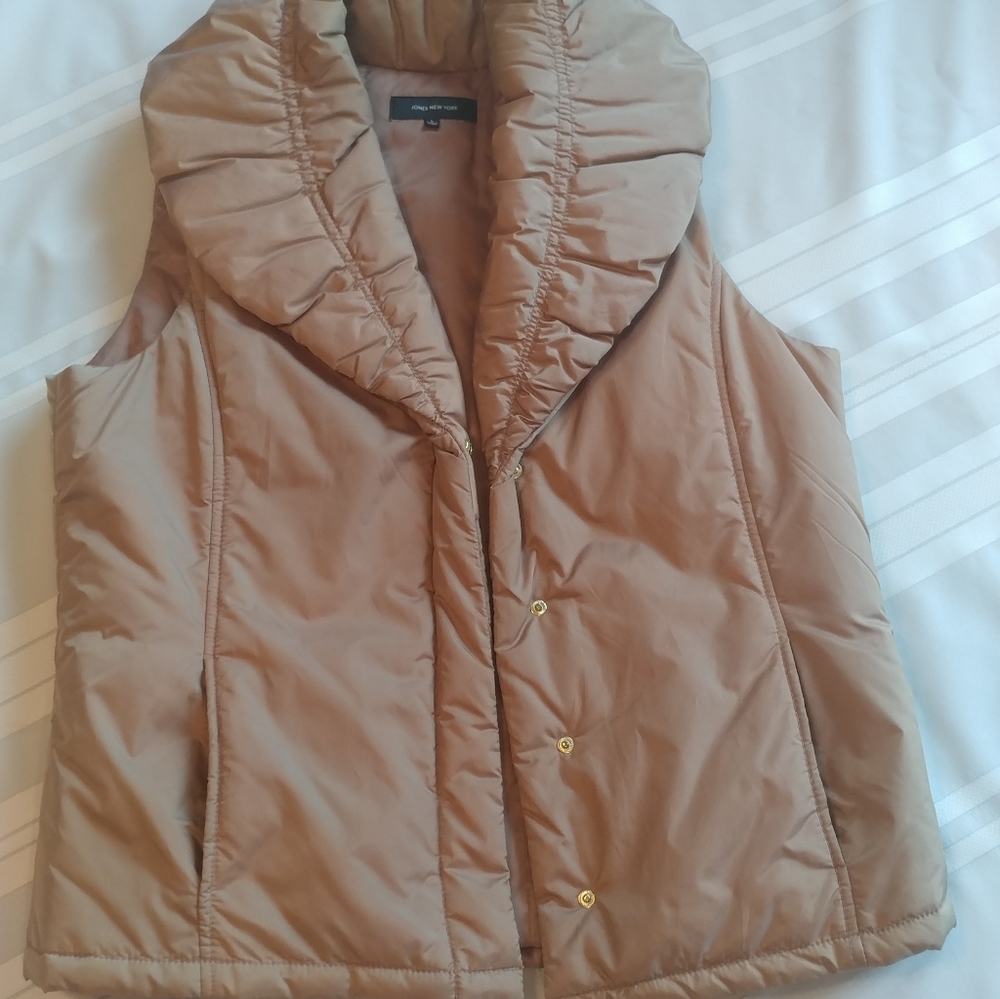Puffy vest